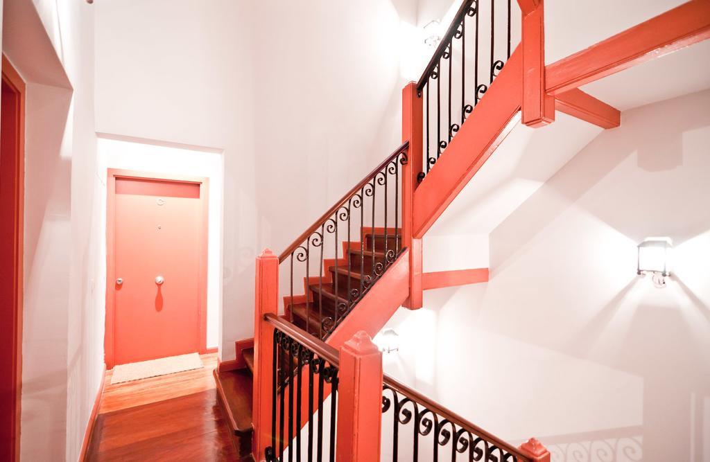 Apartamentos Puerta Del Sol I مدريد الغرفة الصورة
