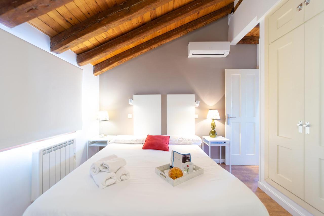 Apartamentos Puerta Del Sol I مدريد المظهر الخارجي الصورة
