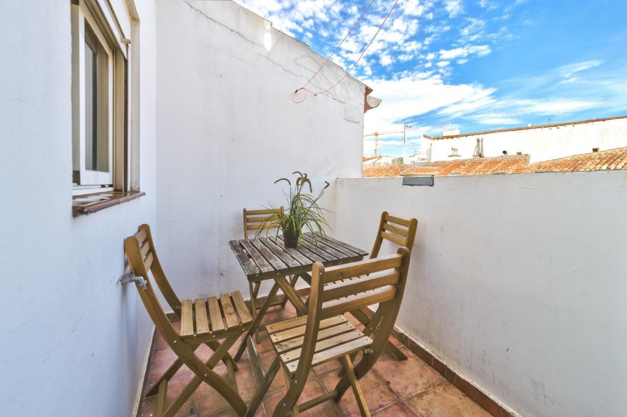Apartamentos Puerta Del Sol I مدريد المظهر الخارجي الصورة