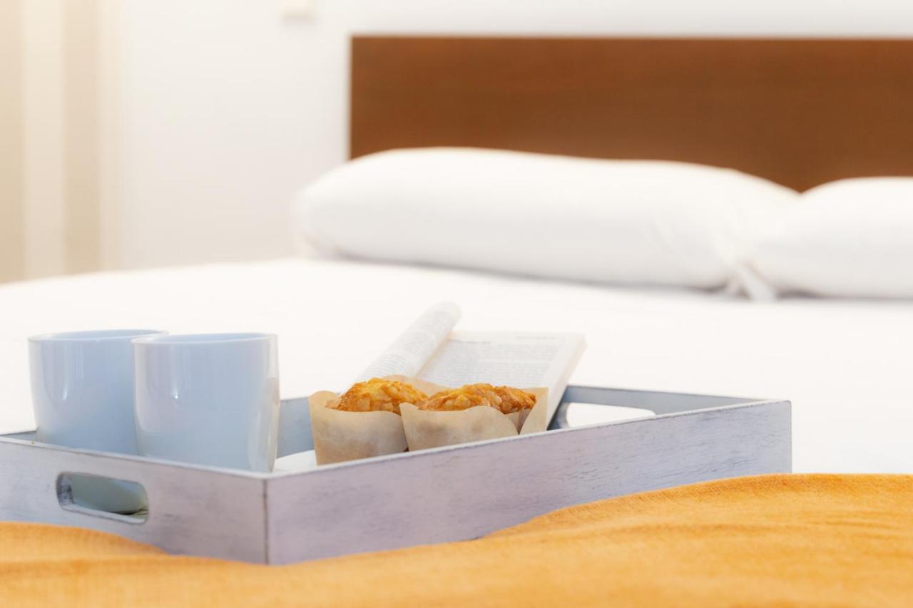 Apartamentos Puerta Del Sol I مدريد المظهر الخارجي الصورة